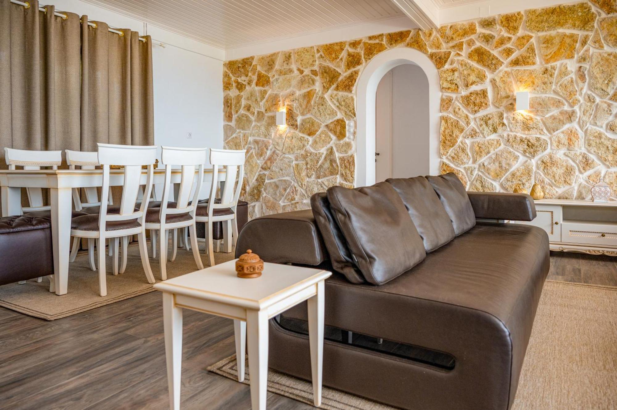 Villa Vilelmina Agnítsini Exteriör bild