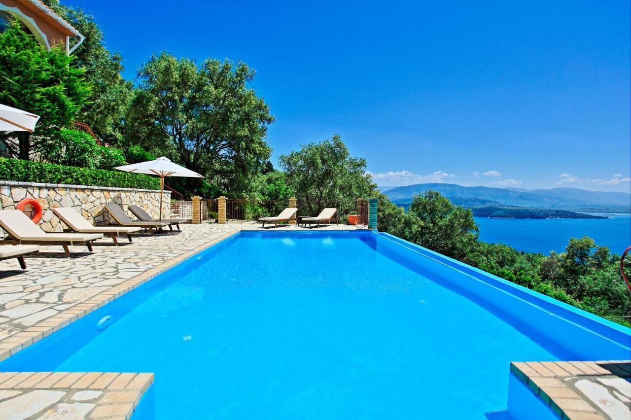 Villa Vilelmina Agnítsini Exteriör bild